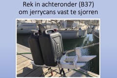 Rek-in-achteronder-B37-om-jerrycans-vast-te-sjorren
